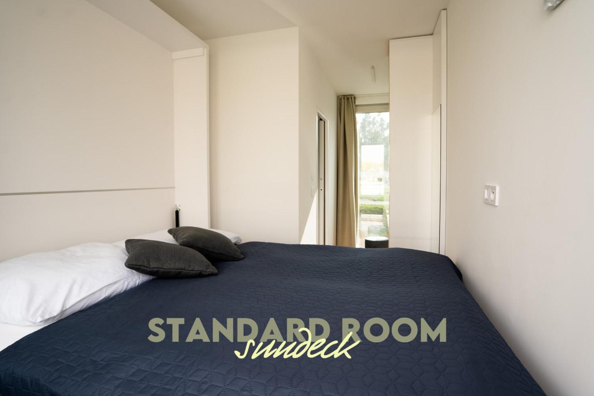 Sundeck Botel - Party Boat Bratislava Ngoại thất bức ảnh
